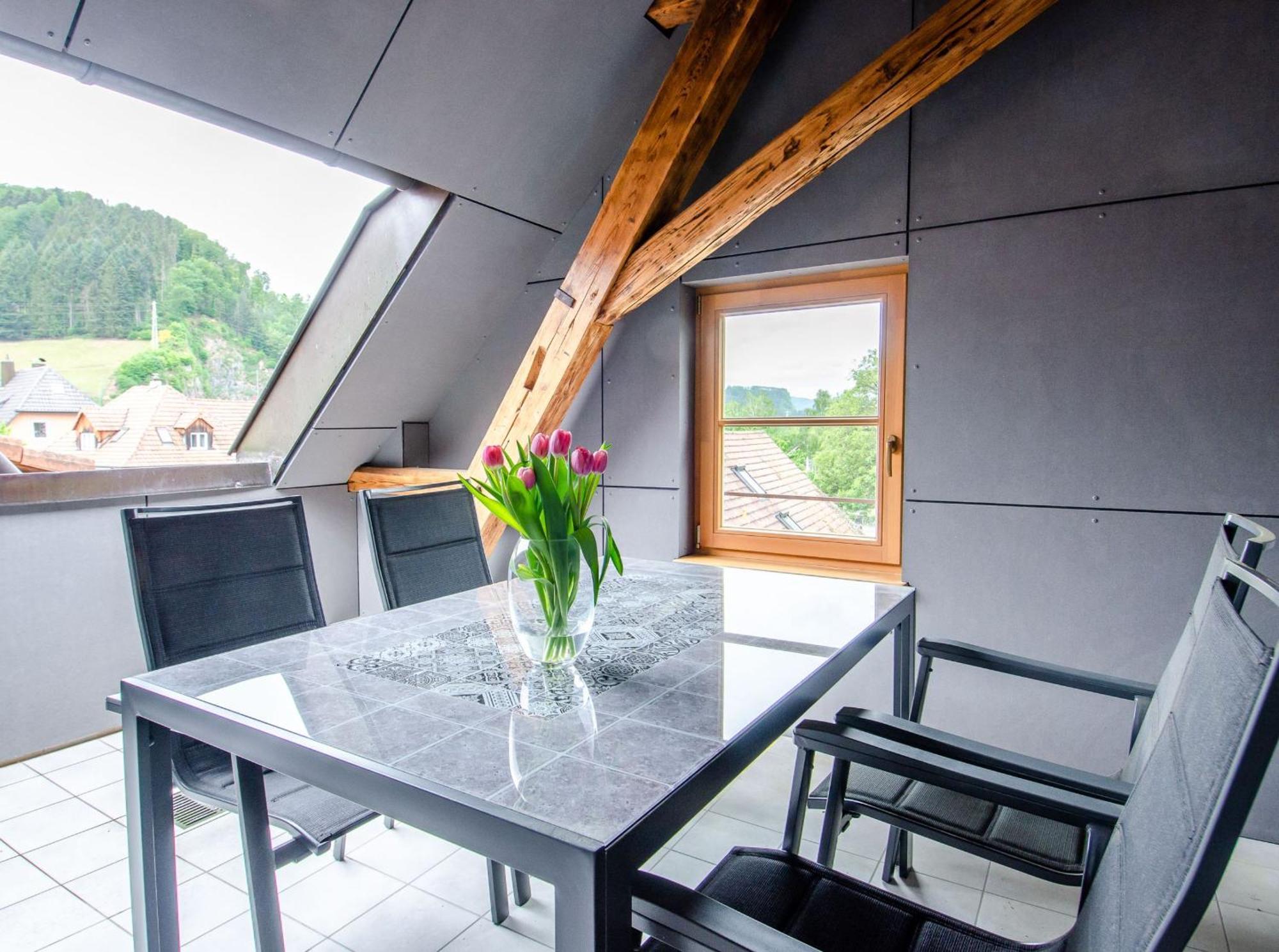 Appartements 'In Vino Veritas' ฮาสลัค อิม คินซิกทัล ภายนอก รูปภาพ