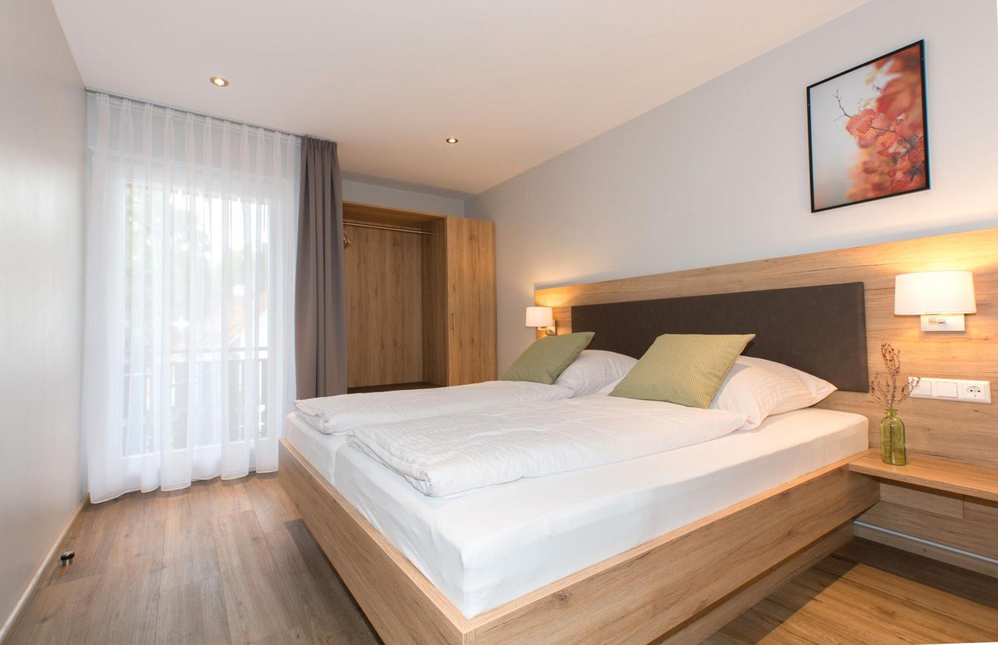 Appartements 'In Vino Veritas' ฮาสลัค อิม คินซิกทัล ภายนอก รูปภาพ